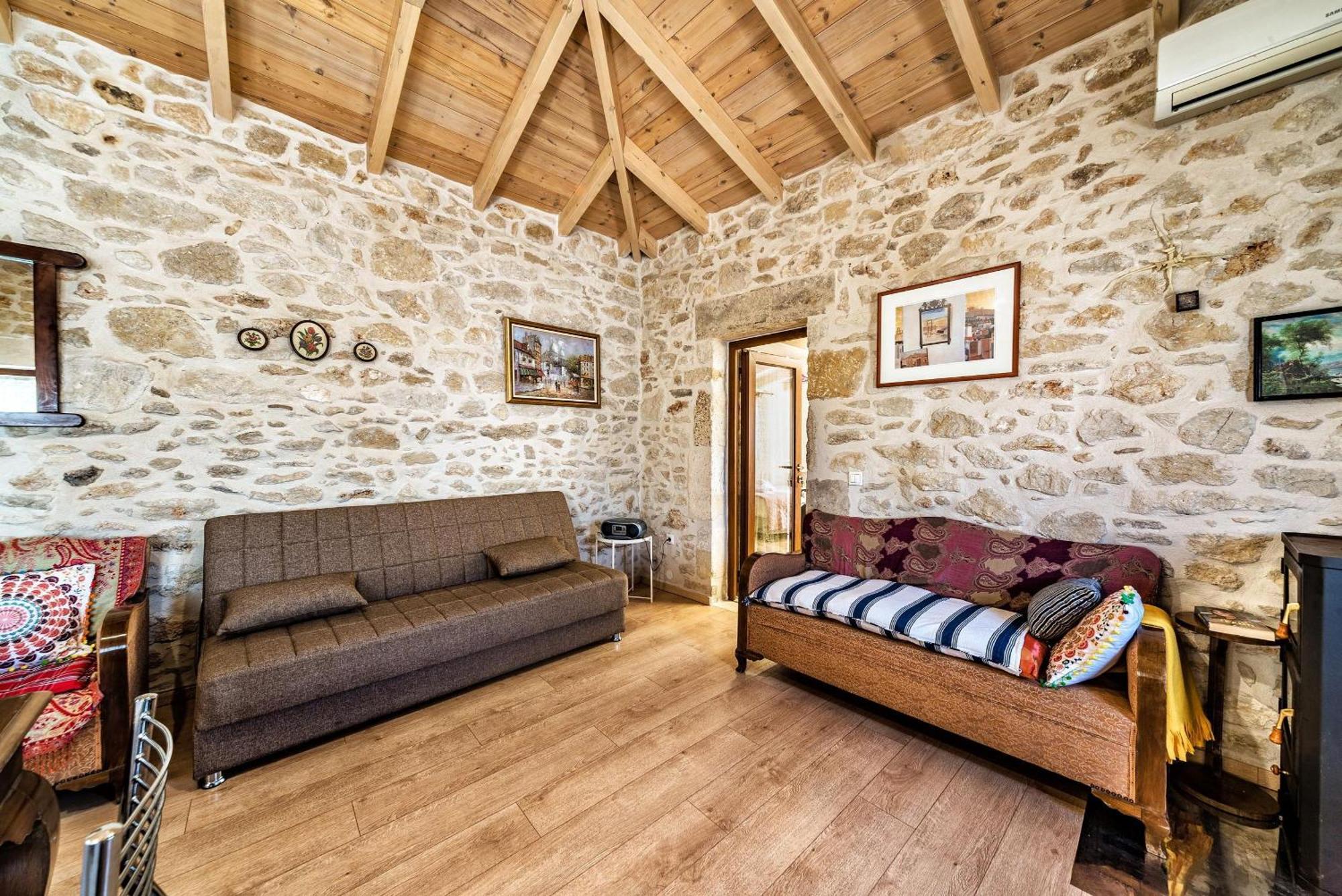 Guest House Aphrodite Kato Archanes Exterior photo